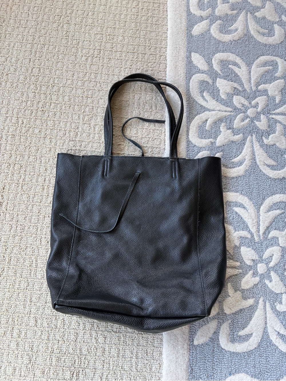 Tourance Black Leather Tote Bag